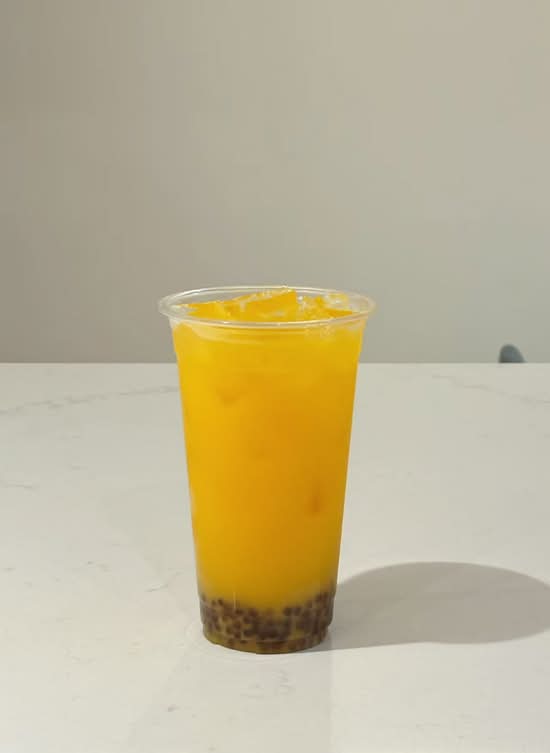 Orange Juice with Coconut jelly (鲜橙汁加椰果）24OZ